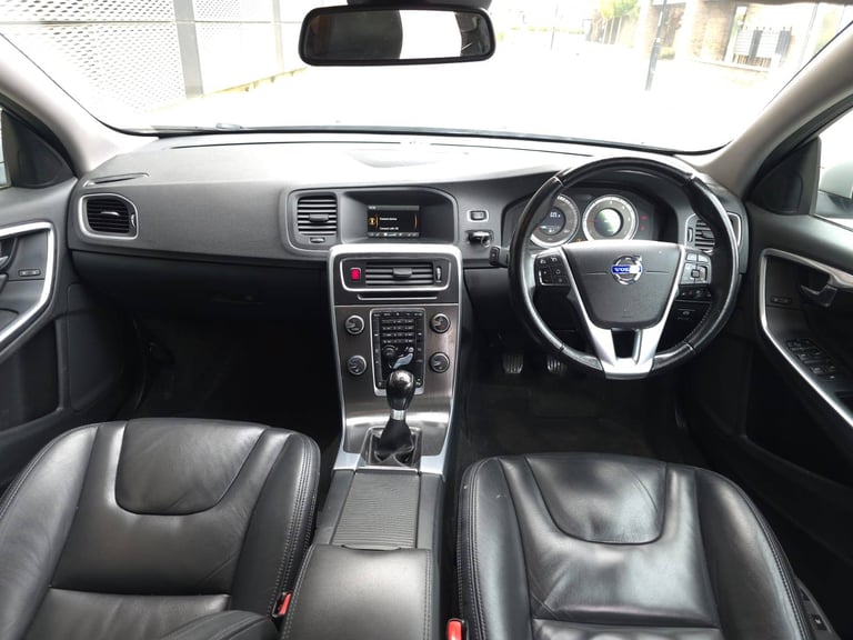 Volvo, V60, Estate, 2013, Manual, 1560 (cc), 5 doors