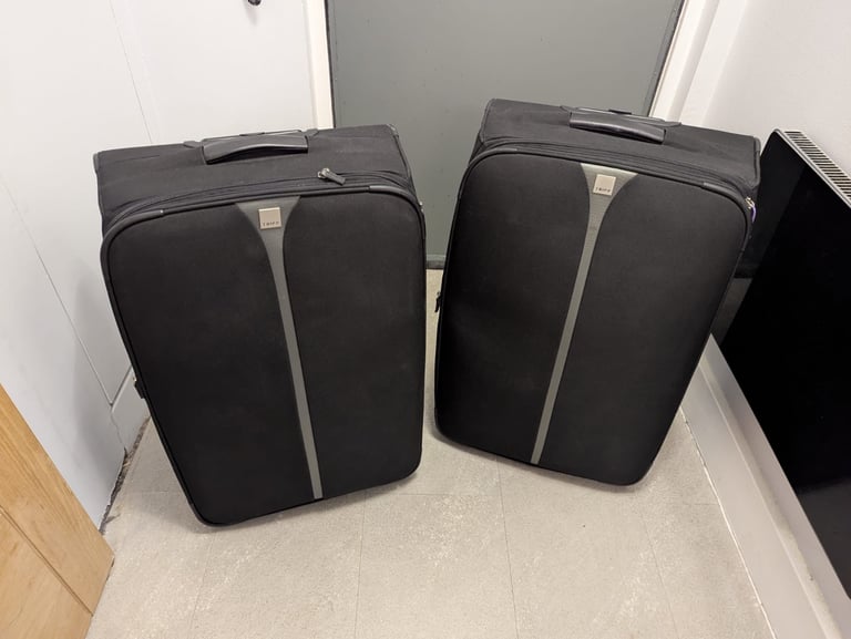 Large Tripp Suitcase Expandable x2