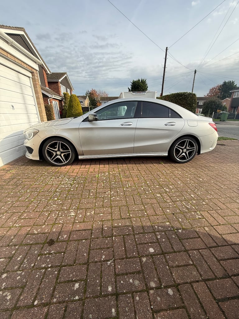 Mercedes-Benz, CLA, Saloon, 2015, Semi-Auto, 2143 (cc), 4 doors
