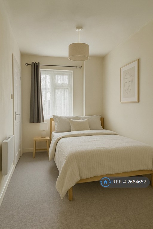 1 bedroom flat in Tomkinson Road, Nuneaton, CV10 (1 bed) (#2664652)