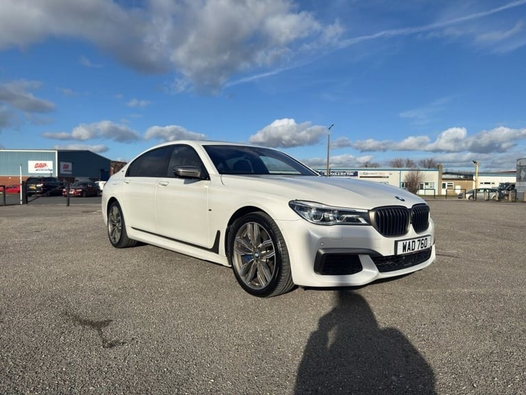 2018 BMW 7 Series M760L 6.6 Twin Turbo V12 Limousine XDrive Euro 6 (610 ps) Saloon Petrol Automatic