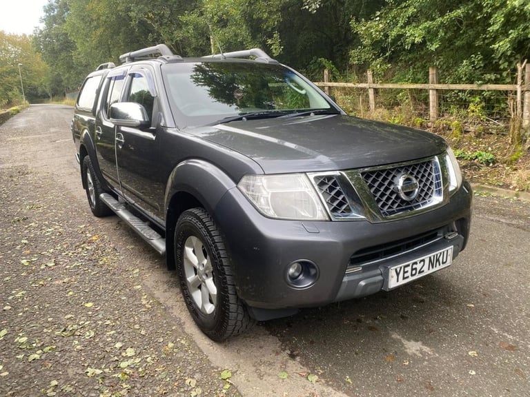 2012 Nissan Navara 2.5 dCi Tekna Pickup Double Cab 4dr Diesel Auto 4WD Euro 5 (190 ps) PICKUP Die...