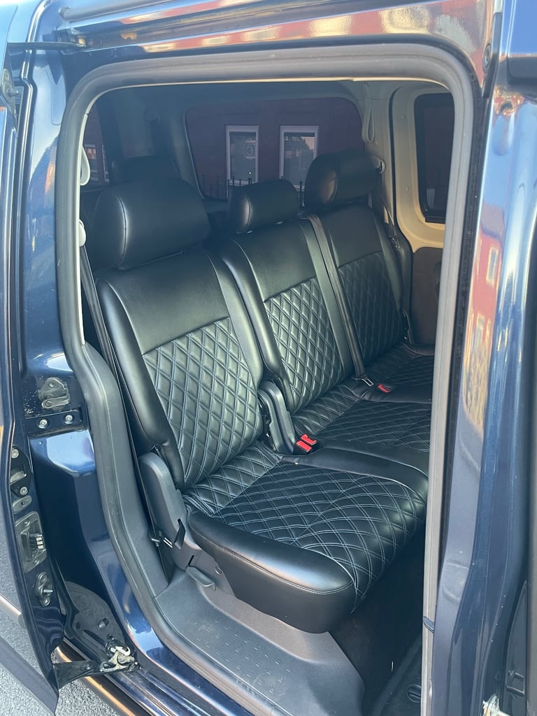 Volkswagen, CADDY MAXI LIFE, MPV, 2011, Semi-Auto, 1598 (cc), 5 doors