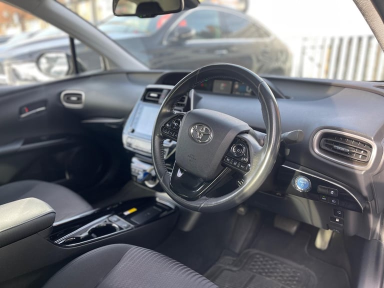 2022 Toyota Prius 1.8 VVT 8.8kWh Business Edition Plus CVT Euro 6 (s/s) 5dr HATCHBACK Petrol/Elec...