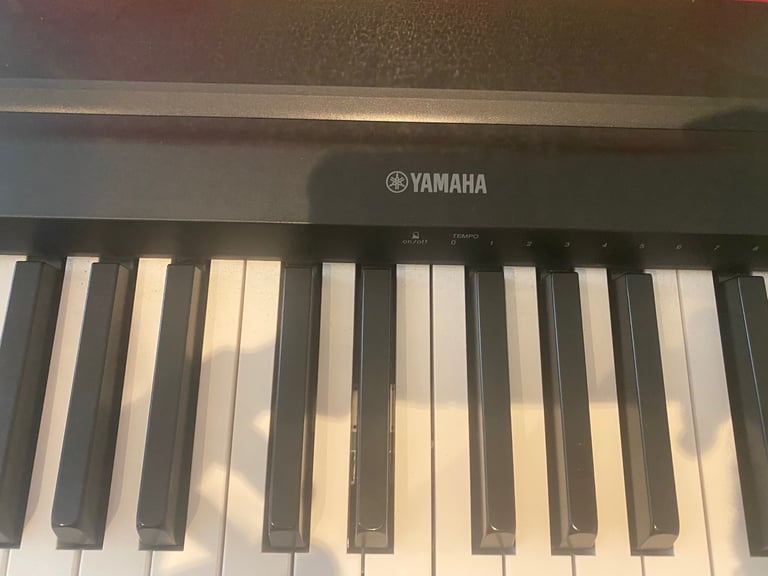 Piano Keyboard Yamaha 
