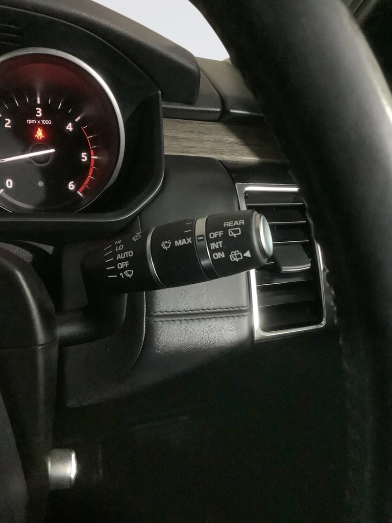 2018 Land Rover Discovery 3.0 TD V6 HSE Luxury SUV 5dr Diesel Auto 4WD Euro 6 (s/s) (258 ps) ESTA...