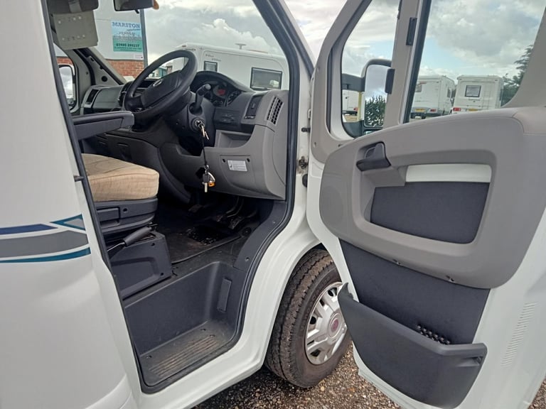 AUTO-TRAIL TRACKER EK SE 08 PLATE 