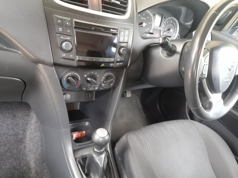 Suzuki, SWIFT, Hatchback, 2013, Manual, 1248 (cc), 5 doors