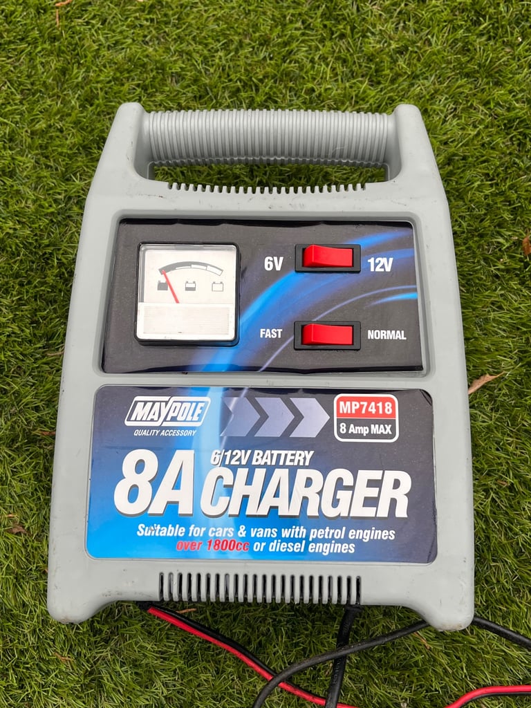 Maypole MP7418 8A Dual Voltage Battery Charger