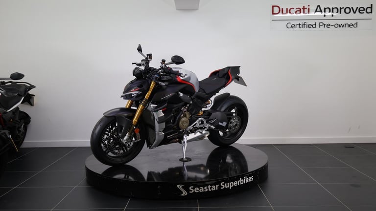 DUCATI STREETFIGHTER V4 SP - 2022 - 600 MILES