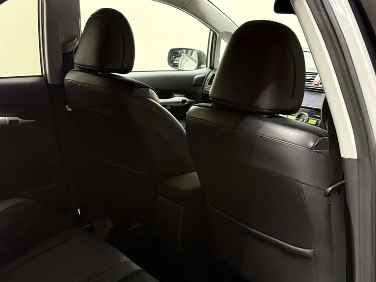 2012 Toyota Auris 1.8 VVT-h T Spirit CVT Euro 5 (s/s) 5dr Hatchback Hybrid Automatic