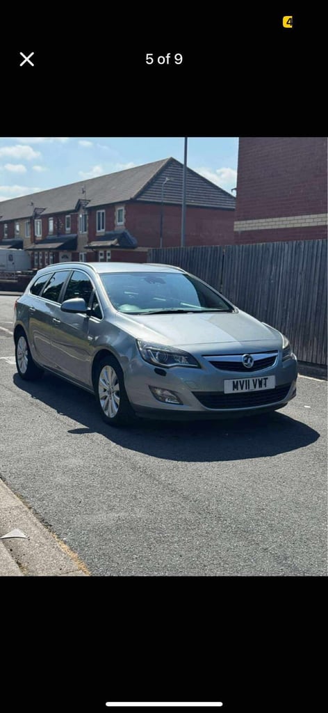 Vauxhall, ASTRA, Estate, 2011, Manual, 1686 (cc), 5 doors