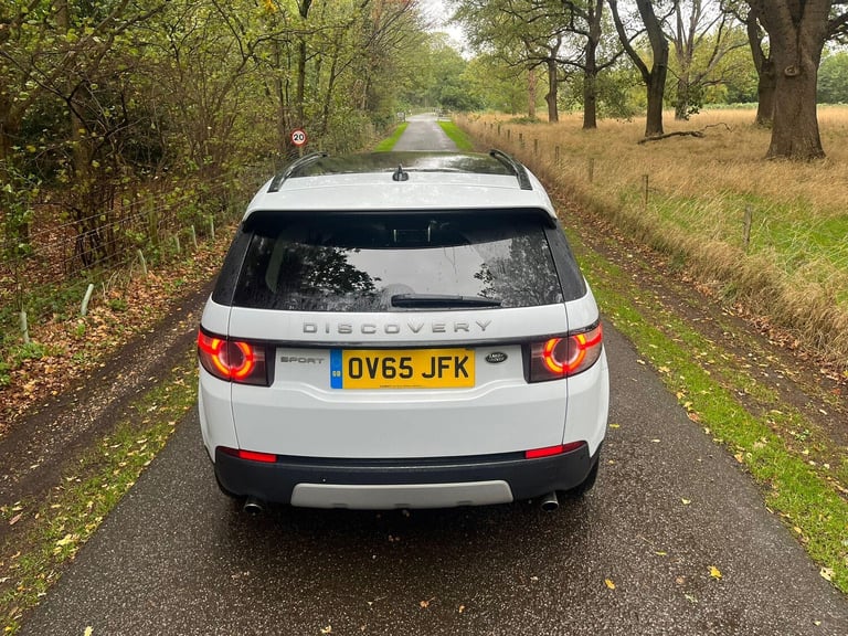 2015 Land Rover Discovery Sport 2.0 TD4 HSE Auto 4WD Euro 6 (s/s) 5dr ESTATE Diesel Automatic