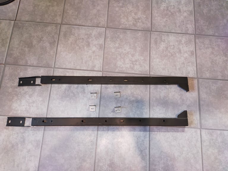 LANDROVER DEFENDER 90/110 SILL RAIL BRACKET KIT