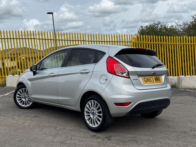 2013 Ford Fiesta 1.0T EcoBoost Titanium Euro 5 (s/s) 5dr HATCHBACK Petrol Manual
