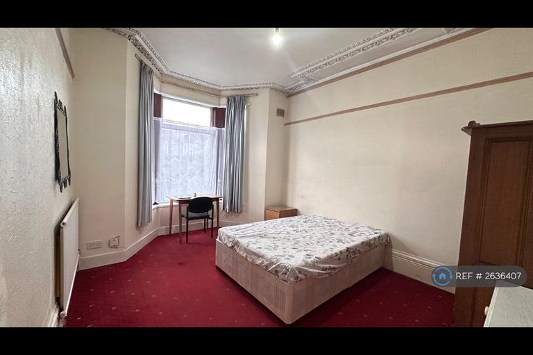 1 bedroom flat in Northbrook Rd, Essex, IG1 (1 bed) (#2636407)