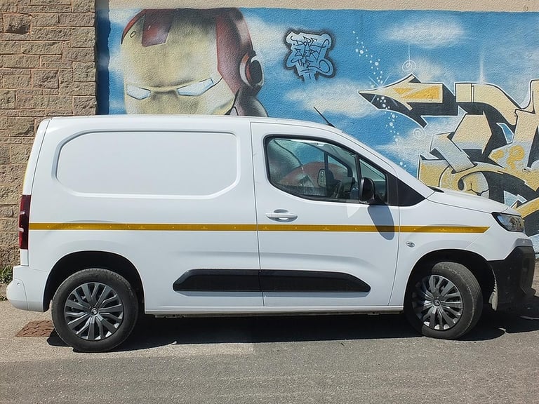 2024 Citroën Berlingo 1000 M Driver Edition BlueHDi 100PS S&S Small Panel Van