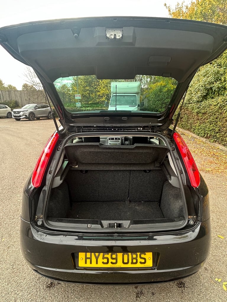 Fiat, GRANDE PUNTO, Hatchback, 2009, Manual, 1368 (cc), 3 doors