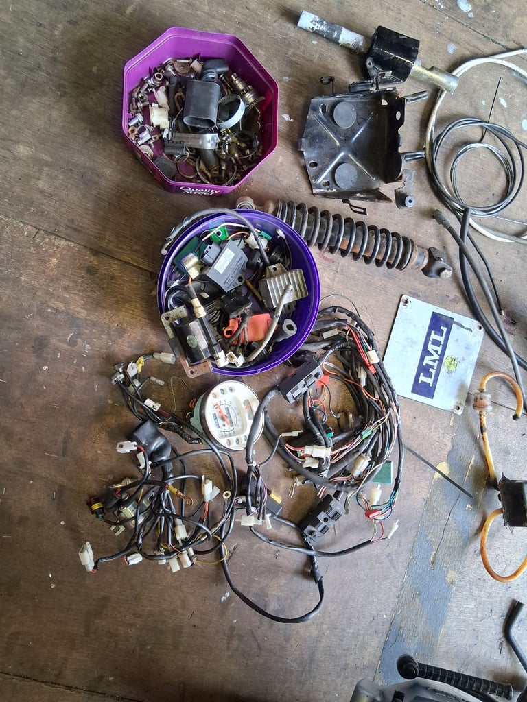 LML 125 STAR AUTOMATIC SCOOTER PARTS