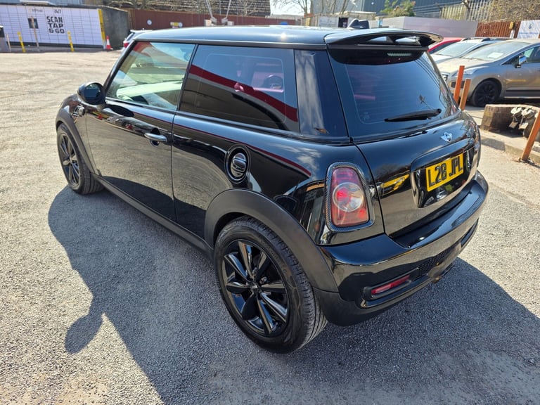 2013 MINI Hatch 1.6 Cooper S 3dr HATCHBACK Petrol Manual