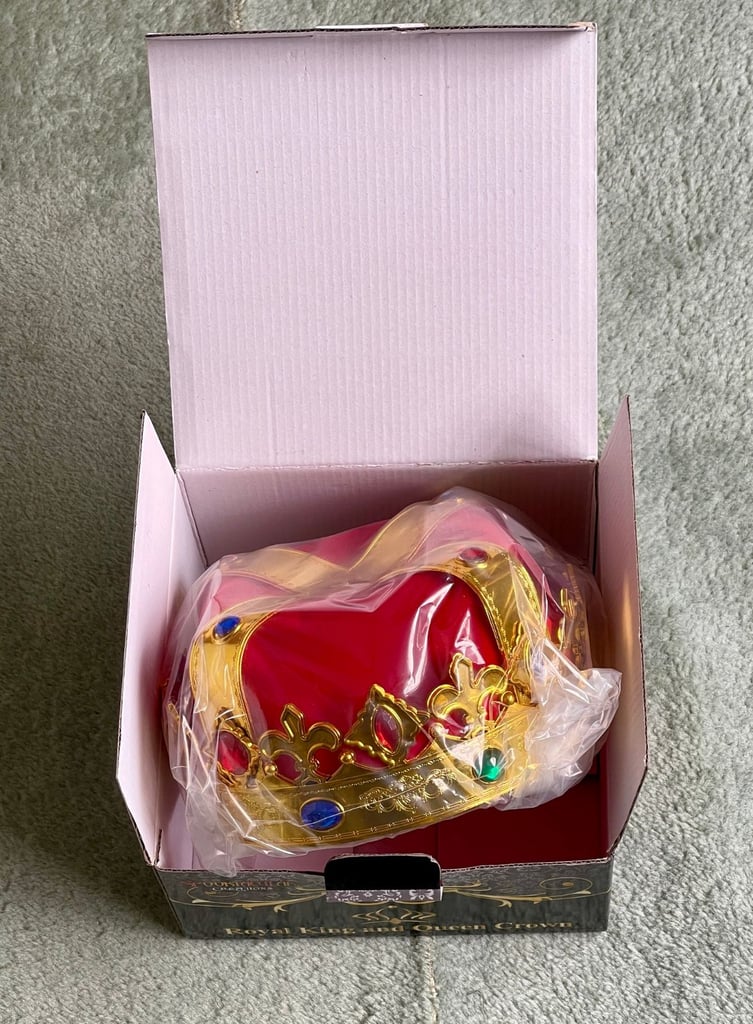 image for King's Crown Cosplay Fancy Dress Toy NEW *Postage available*