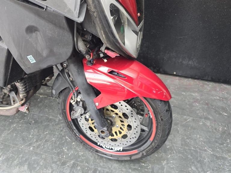 TRIUMPH SPRINT ST 1050 PROJECT BIKE HPI CLEAR 