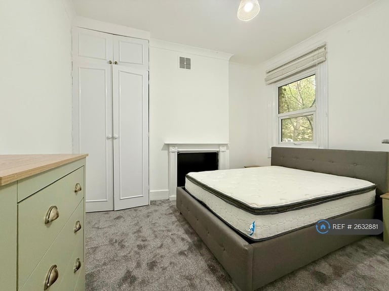 image for 1 bedroom flat in Fairfield Street, London, SW18 (1 bed) (#2632881)