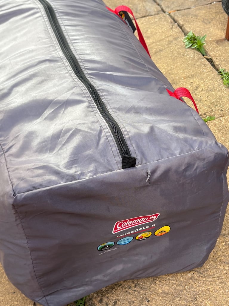 Used Once Coleman Mosedale 5 Tent Blackout Bedrooms Family Tent Camping Large 