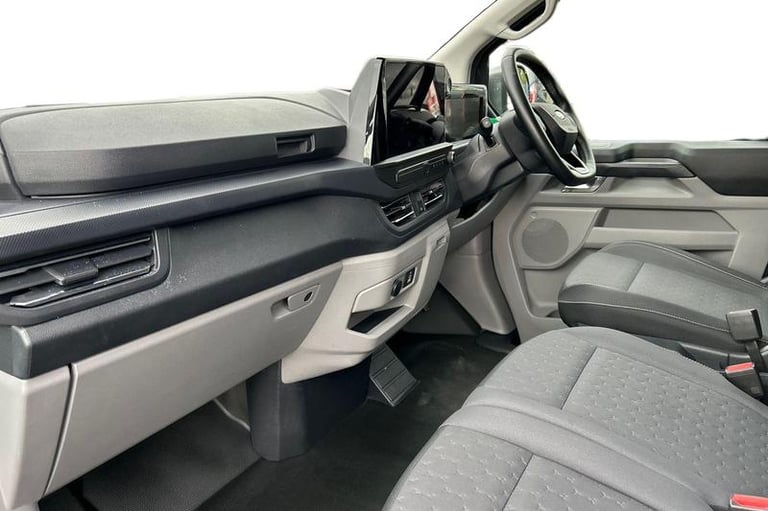 2025 Ford Transit Custom 280 Limited AUTO L2 LWB FWD 2.0 EcoBlue 136ps Low Roof, BLUETOOTH, CAMER...