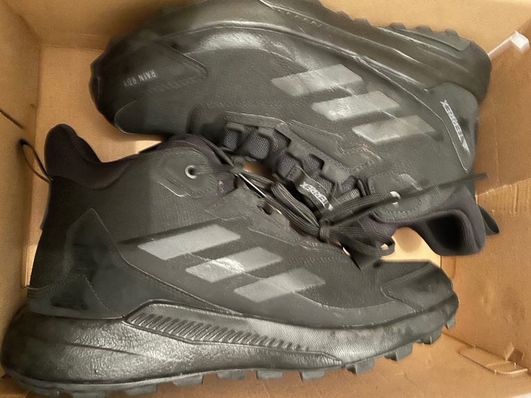 image for Adidas Terrex Boots Sz 7:5