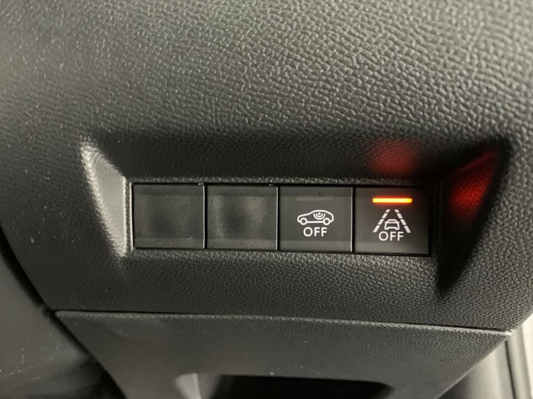2022 Peugeot 2008 100kW GT 50kWh 5dr Auto HATCHBACK ELECTRIC Automatic