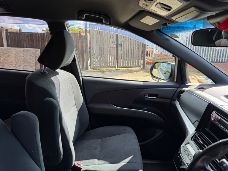 2019 Toyota Estima TOYOTA ESTIMA AERAS 4WD 2.4L AUTO 19-19 MPV 8 SEAT ULEZ FRESH IMPORT VERIFI MP...