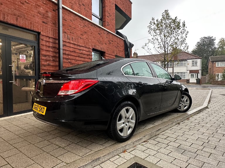 Vauxhall, INSIGNIA, Hatchback, 2010, Manual, 1796 (cc), 5 doors