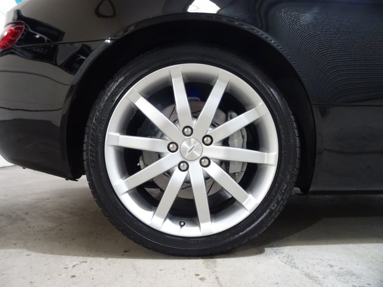 Aston Martin DB9 V12 Touchtronic Automatic *ULTRA LOW MILEAGE*ONLY 32000 MILES*