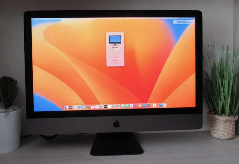 image for iMac Pro, 8-Core Xeon, 32GB Ram, Vega 56 8GB GPU, 1TB SSD