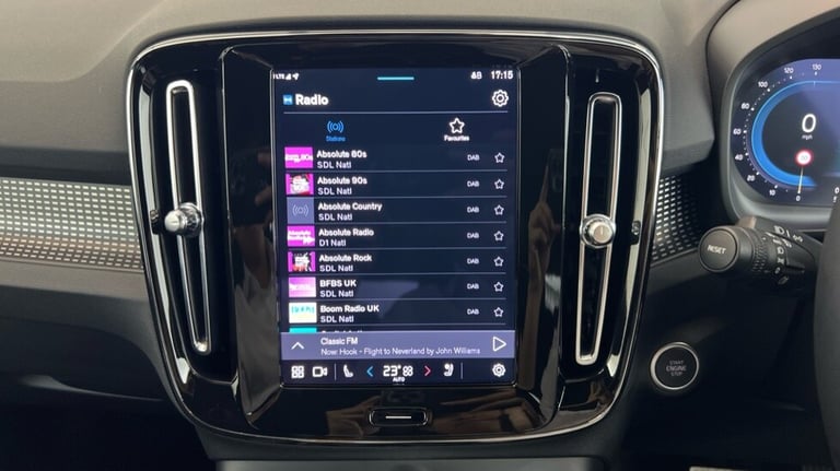 2024 Volvo XC40 Plus, B4 Mild hybrid, Petrol, Dark Estate Petrol Automatic