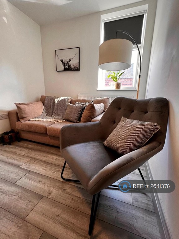 1 bedroom in Warwick Street, Leicester, LE3 (#2641378)