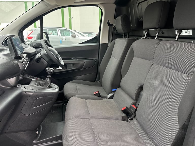  Peugeot Partner 1.5 Bluehdi 1000 Professional Standard Panel Van 5dr Diesel