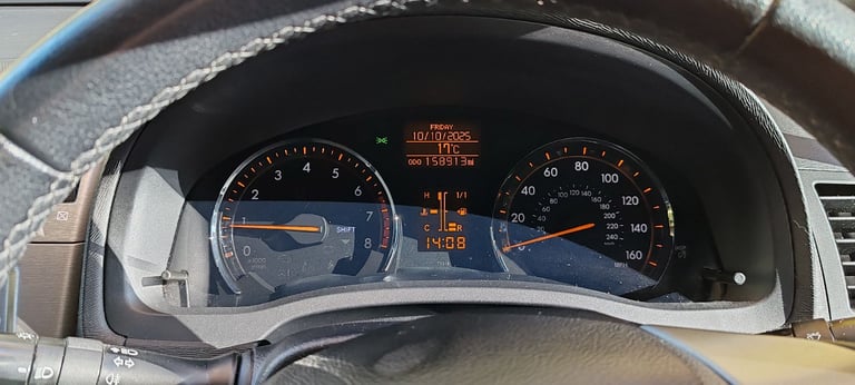 Toyota, AVENSIS, Saloon, 2010, Manual, 1798 (cc), 4 doors