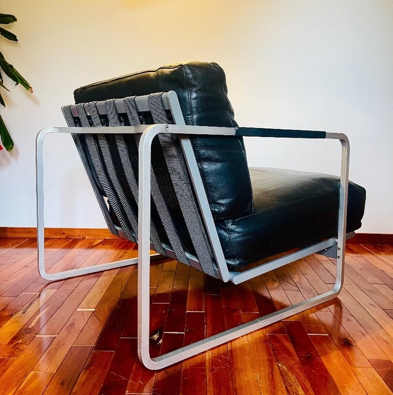 Vintage Italian leather Zanotta ‘Zurigo’ armchair 