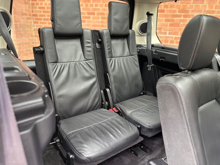 2016 Land Rover Discovery 4 3.0 SD V6 Landmark Auto 4WD Euro 6 (s/s) 5dr ESTATE Diesel Automatic