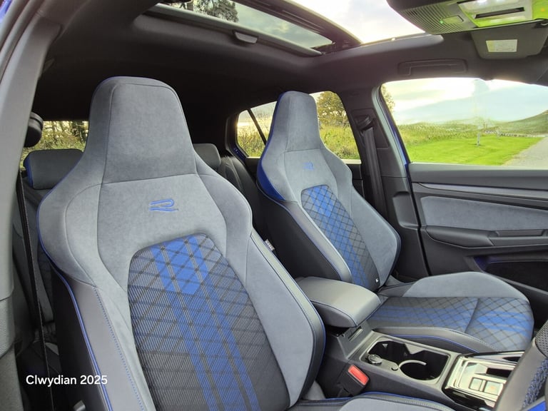 2024 Volkswagen Golf 2.0 TSI 320 R 4Motion 5dr DSG HATCHBACK Petrol Automatic