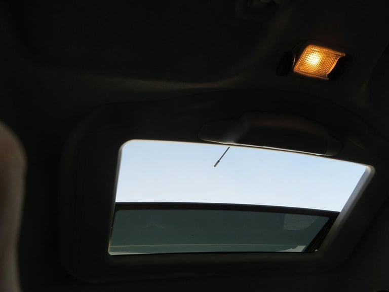 TOYOTA AYGO 1.0 VVT-i Blue MultiMode Euro 5 5dr 2010