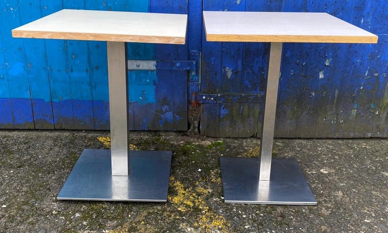 6 x CAFE/BAR TABLES £35 EACH. 6 FOR £190