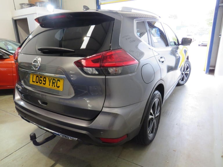 NISSAN X-TRAIL 1.7 dCi N-Connecta Euro 6 (s/s) 5dr Grey Manual Diesel 2019