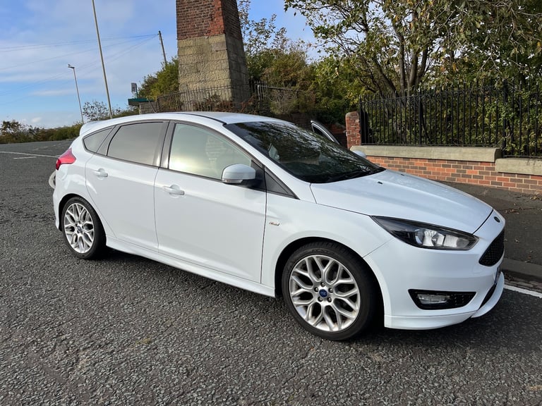 image for Ford, FOCUS, Hatchback, 2017, Manual, 999 (cc), 5 doors