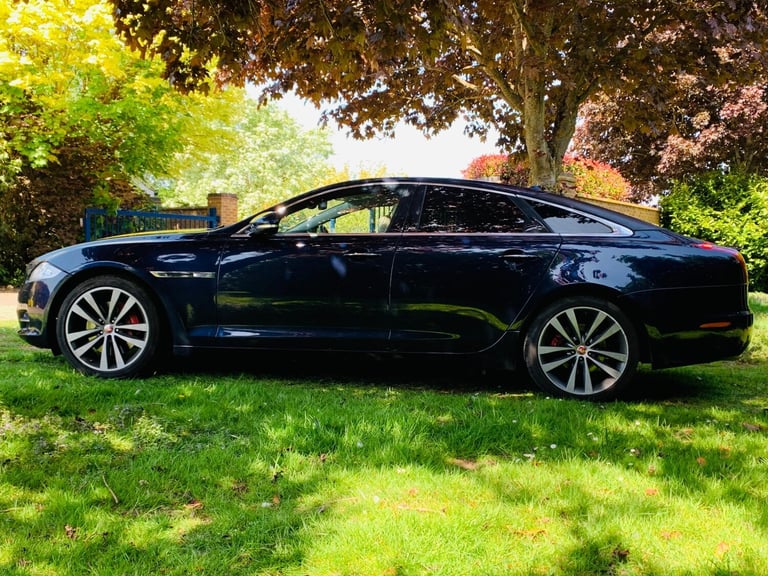 2014 Jaguar XJ 3.0d V6 Portfolio Auto Euro 5 (s/s) 4dr SALOON Diesel Automatic