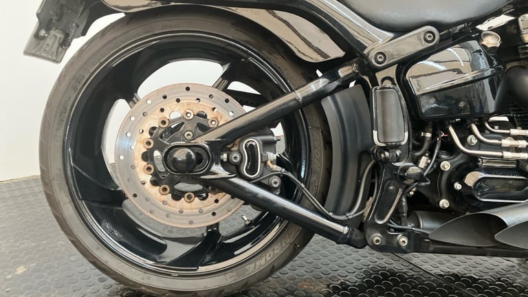 2017 Harley-Davidson Cvo FXSE Custom Colour (16.5MY) CUSTOM Petrol Manual