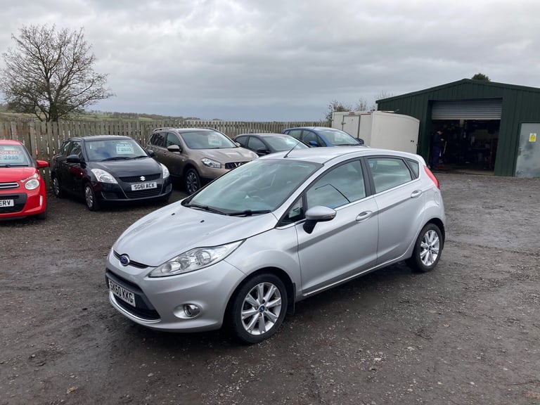 2010 Ford Fiesta 1.4 Zetec 5dr Auto HATCHBACK Petrol Automatic