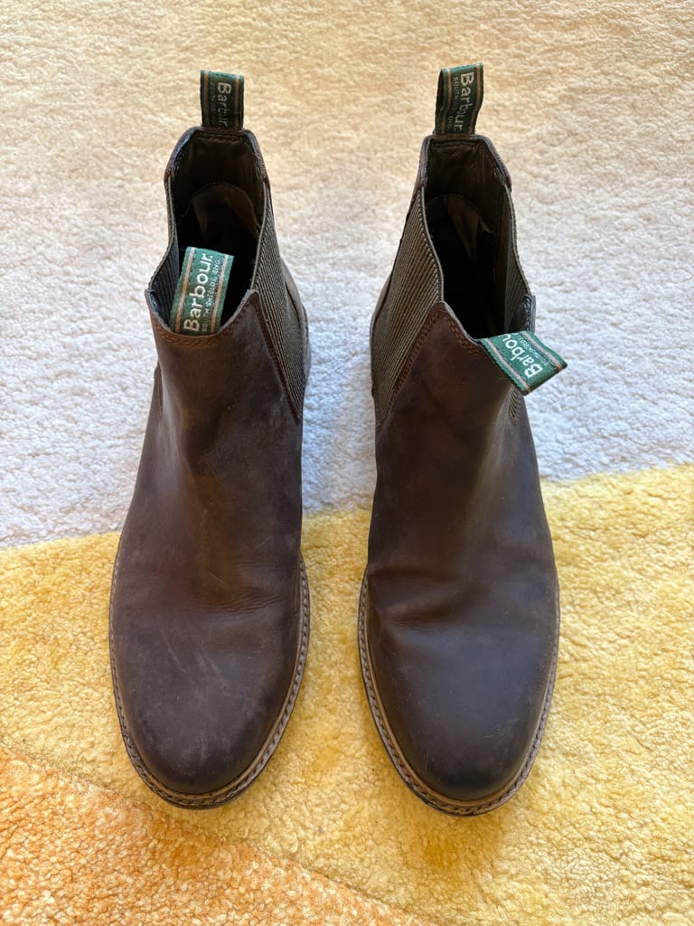 Barbour Men's Farsley Chelsea Boots size 10